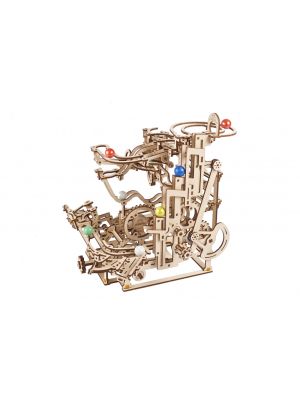 Mechanisches Holzmodell Murmelbahn mit Stufenwinde